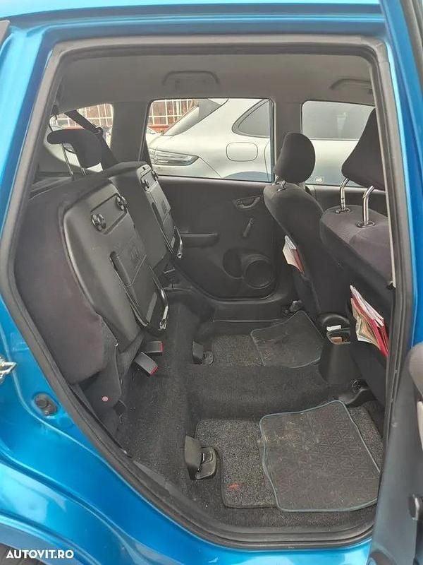Culoarealbastru Utilizat 2010 Honda Jazz LS Hatchback | 3.200 EUR - Imagine 1/4