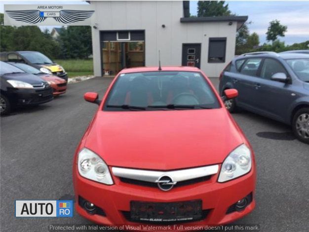 Second-hand Opel Tigra 90 CP (66 kW) 2005 Rosu Cabrio