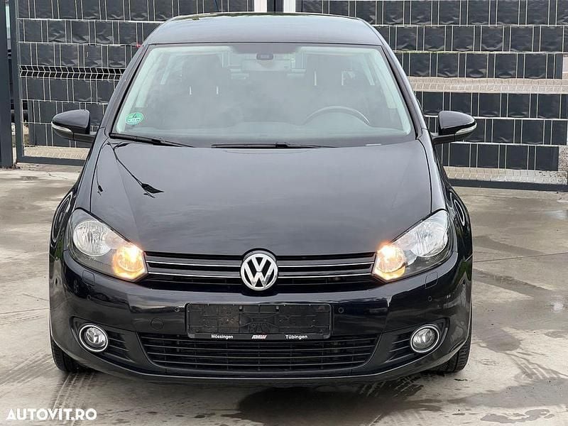 Culoarenegru Utilizat 2010 VW Golf VI Comfortline | 4.800 EUR (Preț OK) - Imagine 1/4