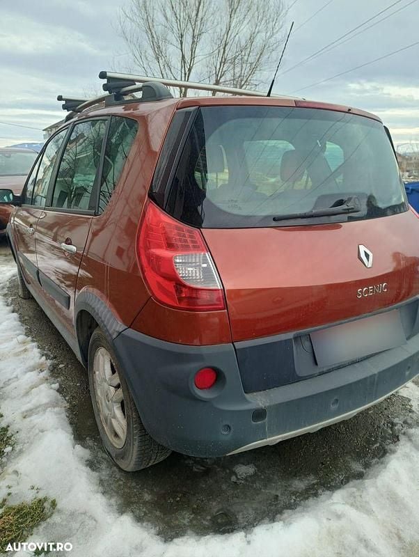 Second-hand Renault Scénic II 130 CP (95 kW) 2007 Culoareportocaliu Monovolum