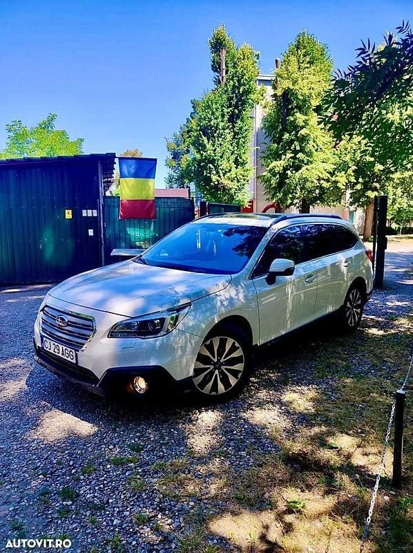 Culoarealb Utilizat 2017 Subaru Outback Comfort SUV | 13.400 EUR - Imagine 1/4