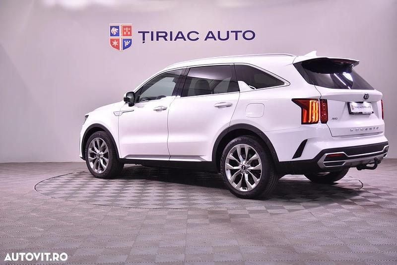 Second-hand Kia Sorento 202 CP (148 kW) 2021 Culoarealb SUV