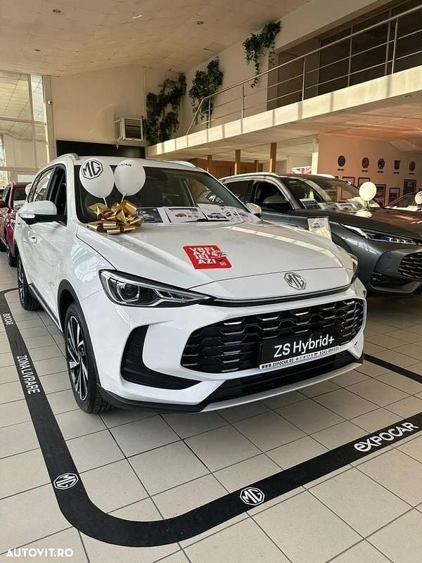 Nouă MG ZS Luxury 197 CP (144 kW) 2025 Culoarealb SUV