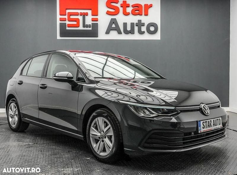 Second-hand VW Golf VIII Style 150 CP (110 kW) 2022 Culoaregri Hatchback