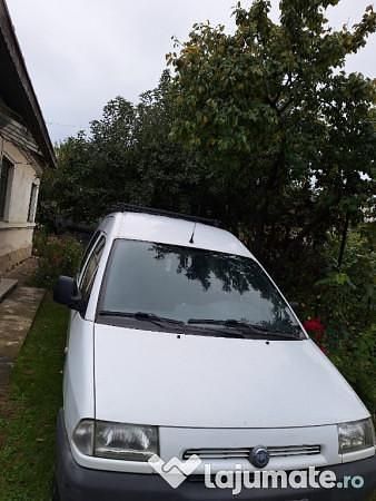 Alb Utilizat 2003 Fiat Scudo Van | 2.500 EUR - Imagine 1/4