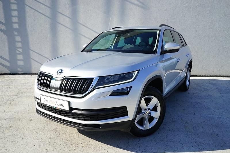 Gri mediu normal Utilizat 2021 Skoda Kodiaq Ambition SUV | 26.350 EUR (Preț bun) - Imagine 1/4