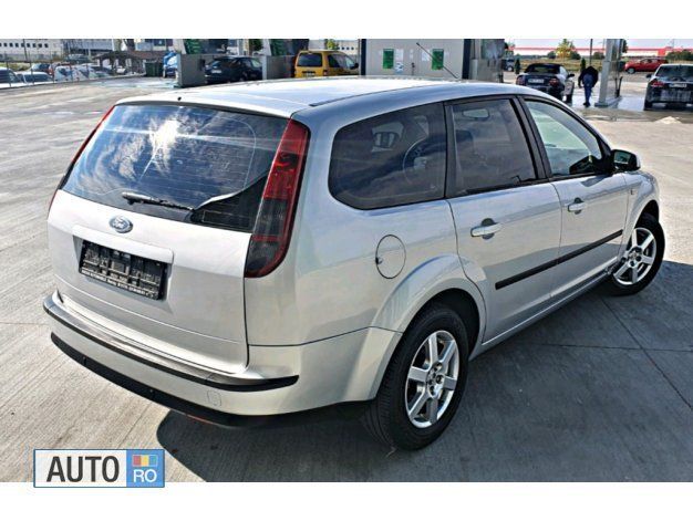 Second-hand Ford Focus 109 CP (80 kW) 2007 Gri Break