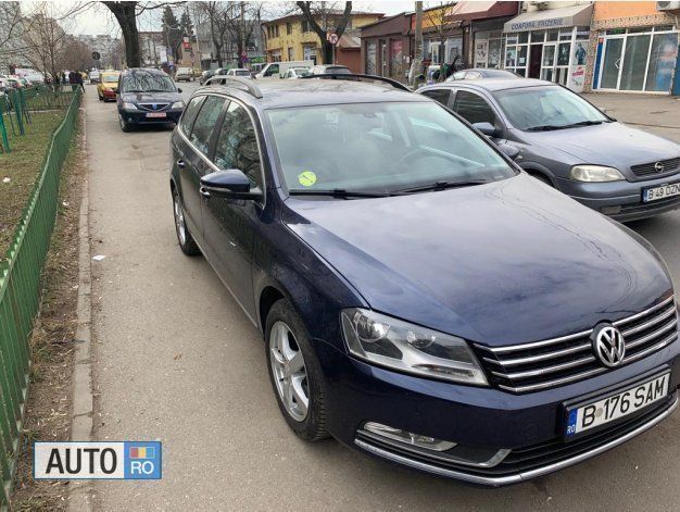 Second-hand VW Passat 140 CP (102 kW) 2012 Albastru Break