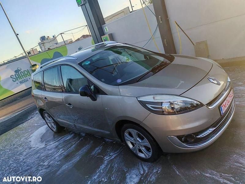 Culoaregalbeuriu Utilizat 2013 Renault Scénic III Bose Edition Monovolum | 4.150 EUR (Preț OK) - Imagine 1/4