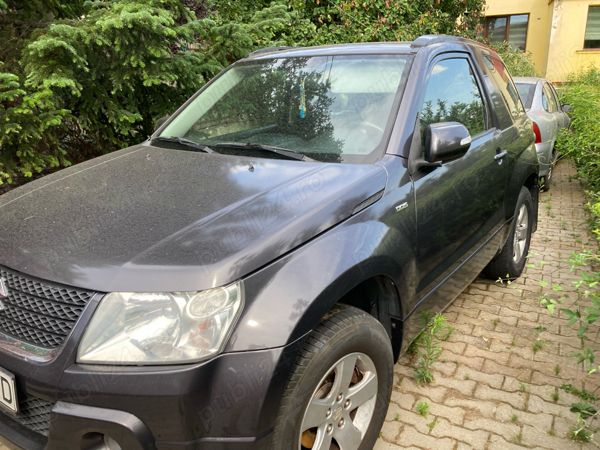 Second-hand Suzuki Grand Vitara 129 CP (94 kW) 2010 Gri SUV