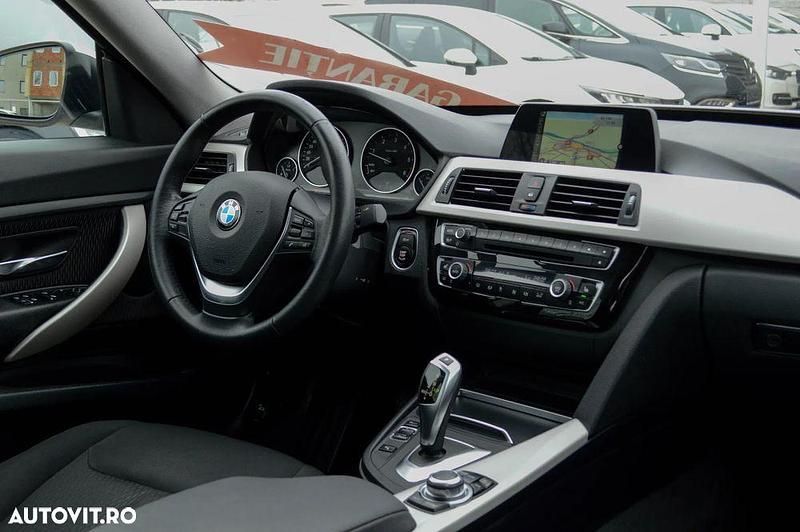 Second-hand BMW 320 Advantage 190 CP (139 kW) 2018 Culoarealb Berlinǎ