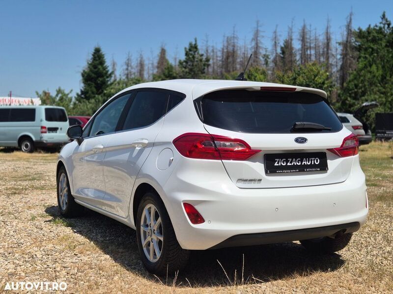 Second-hand Ford Fiesta Titanium 100 CP (73 kW) 2021 Alb Hatchback
