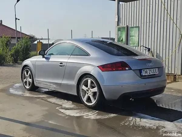 Second-hand Audi TT S-Line 200 CP (147 kW) 2007 Argintiu Coupe