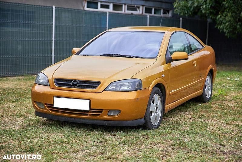 Galbeuriu Utilizat 2001 Opel Astra Sport Coupe | 1.200 EUR (Super Preț) - Imagine 1/4