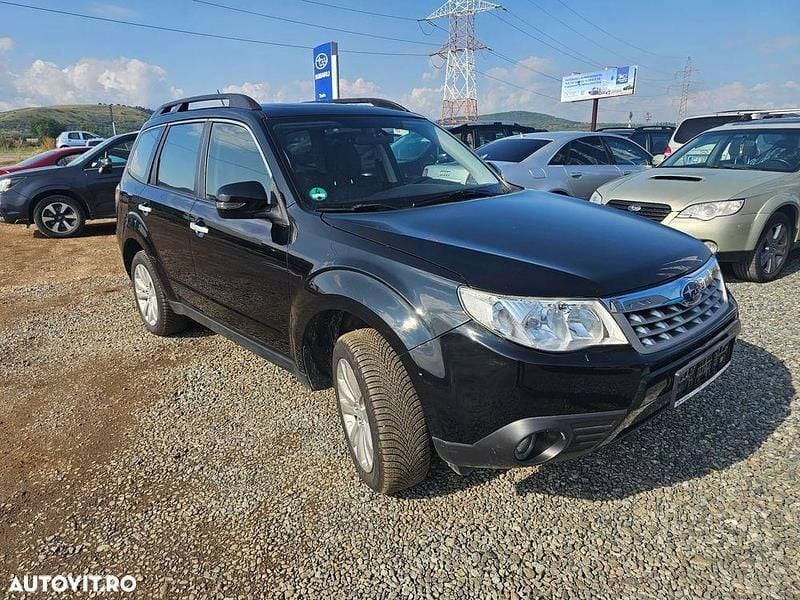 Culoaregri Utilizat 2012 Subaru Forester Platinum SUV | 8.499 EUR (Preț bun) - Imagine 1/4