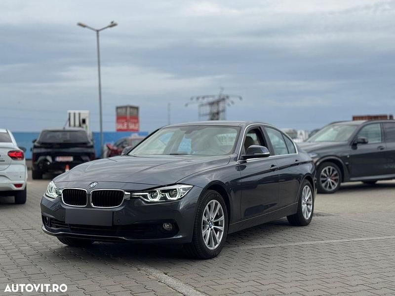Culoaregri Utilizat 2017 BMW 330 Advantage Berlinǎ | 23.500 EUR - Imagine 1/4