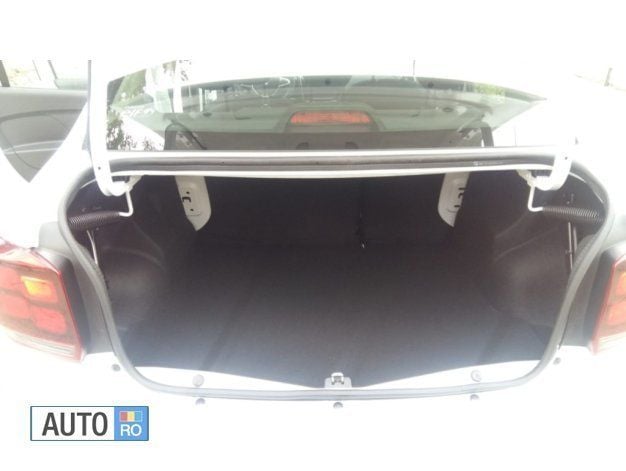 Second-hand Dacia Logan 90 CP (66 kW) 2018 Alb Berlinǎ