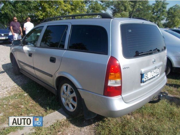Second-hand Opel Astra 101 CP (74 kW) 2001 Argintiu Break