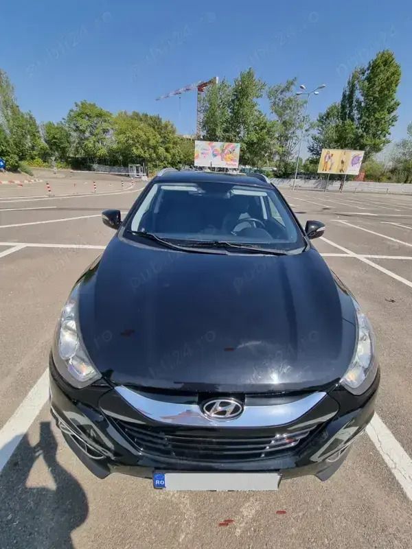 Negru Utilizat 2012 Hyundai ix35 SUV | 7.500 EUR (Preț bun) - Imagine 1/4
