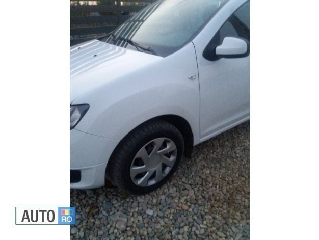 Second-hand Dacia Logan 120 CP (88 kW) 2015 Alb Berlinǎ