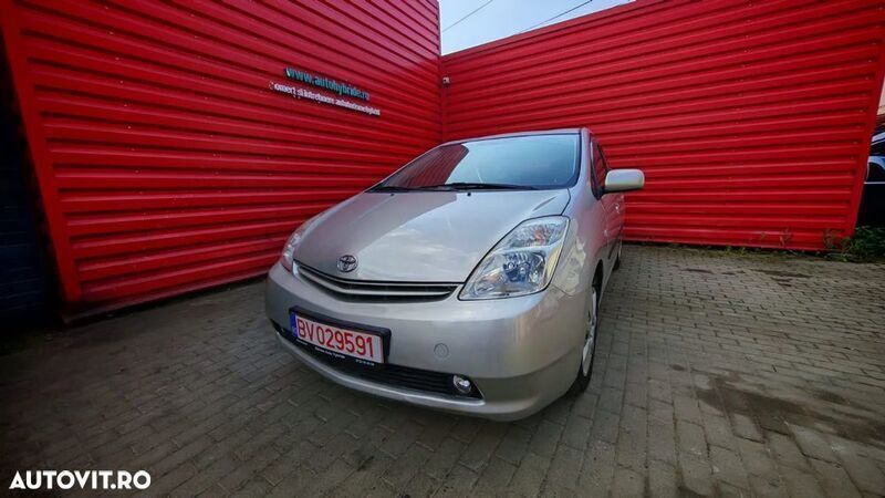 Argint Utilizat 2006 Toyota Prius Executive Hatchback | 4.990 EUR - Imagine 1/4