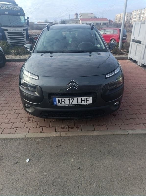 Utilizat 2018 Citroën C4 Cactus Hatchback | 6.900 EUR (Super Preț) - Imagine 1/4