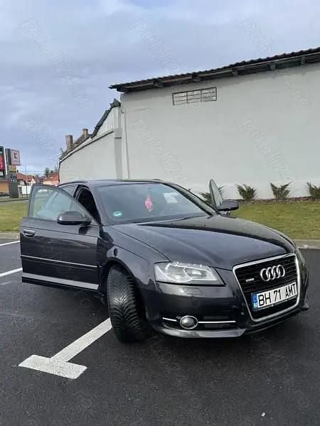 Second-hand Audi A3 Sport 165 CP (121 kW) 2012 Gri Hatchback