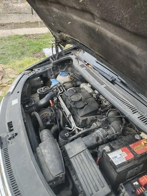 Second-hand VW Touran 140 CP (102 kW) 2009 Monovolum