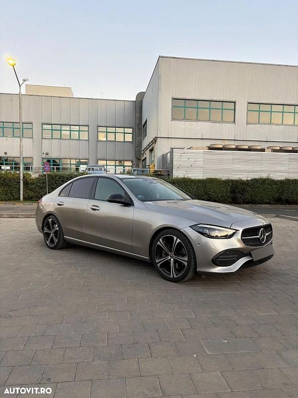 Second-hand Mercedes C300 258 CP (189 kW) 2022 Culoaregri Berlinǎ