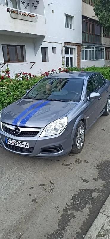 Utilizat 2006 Opel Vectra | 1.500 EUR (Preț bun) - Imagine 1/4