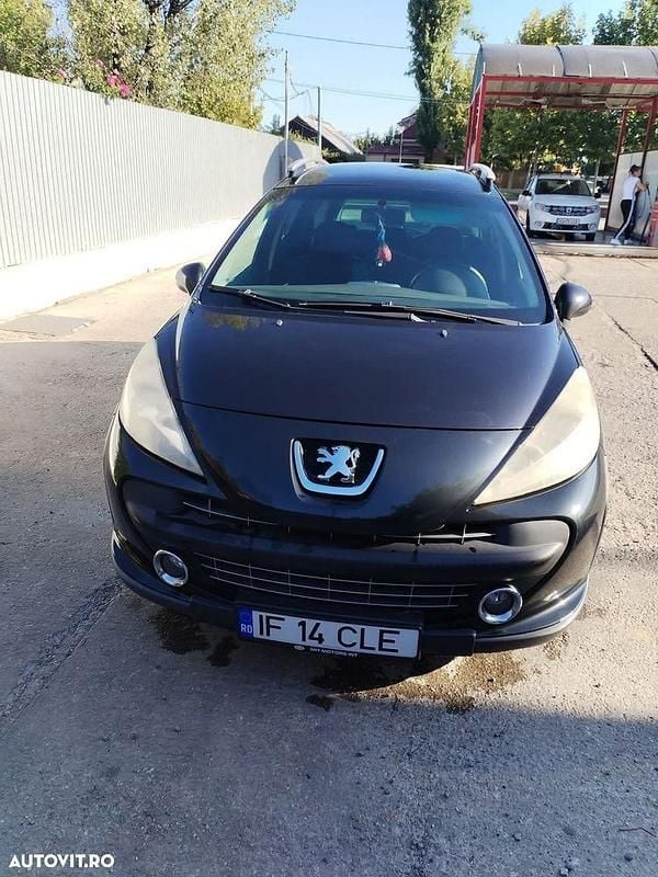 Culoarenegru Utilizat 2008 Peugeot 207 Sport SUV | 2.000 EUR (Preț OK) - Imagine 1/4