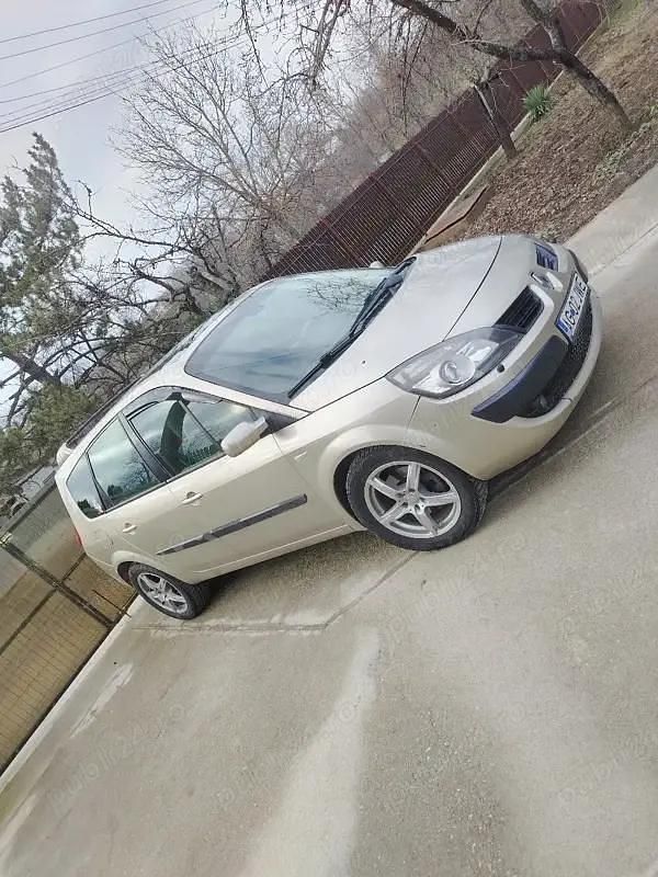 Second-hand Renault Scénic II 150 CP (110 kW) 2006 Monovolum