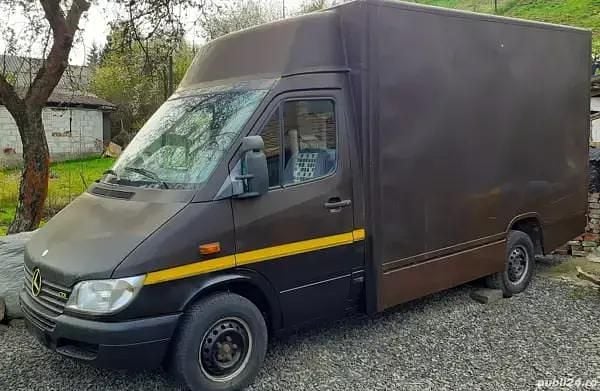 Utilizat 2003 Mercedes Sprinter Van | 3.750 EUR (Super Preț) - Imagine 1/4