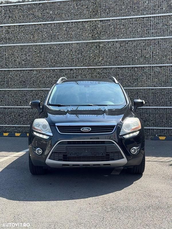 Culoarenegru Utilizat 2013 Ford Kuga Titanium SUV | 6.599 EUR (Preț bun) - Imagine 1/4