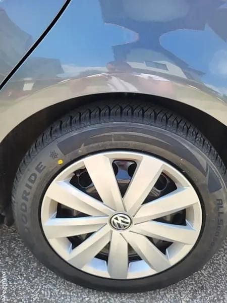 Second-hand VW Jetta 105 CP (77 kW) 2007 Berlinǎ