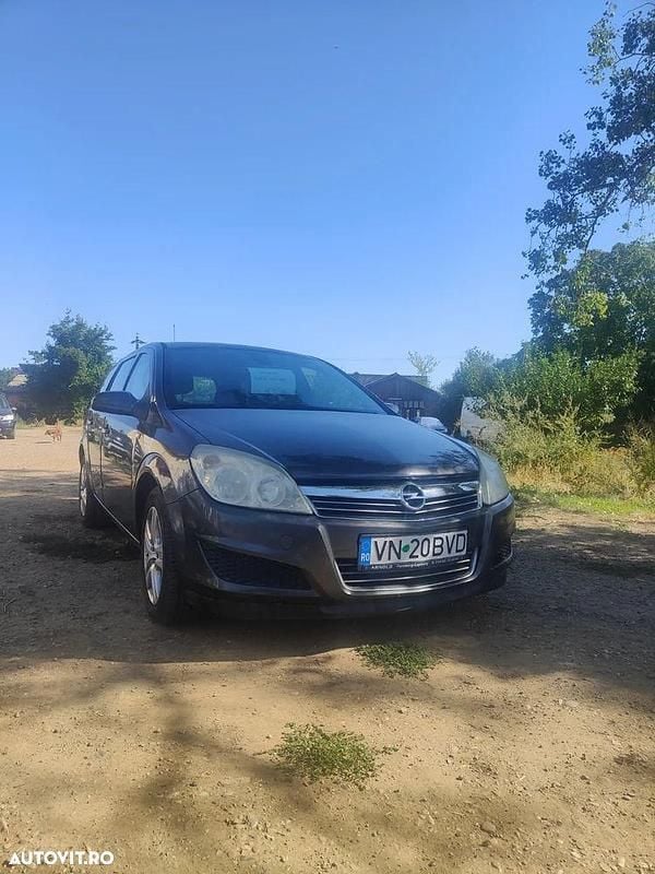 Culoaregri Utilizat 2009 Opel Astra Break | 2.500 EUR (Preț OK) - Imagine 1/4