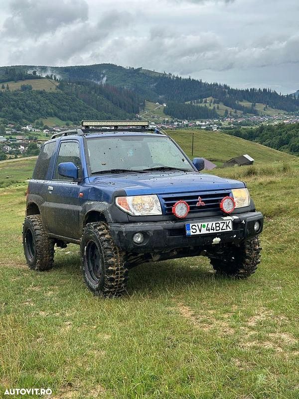 Culoarealbastru Utilizat 1971 Mitsubishi Pajero SUV | 3.650 EUR - Imagine 1/3