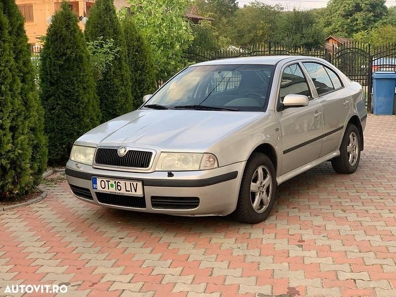 Argint Utilizat 2003 Skoda Octavia Elegance Berlinǎ | 2.000 EUR (Preț OK) - Imagine 1/4