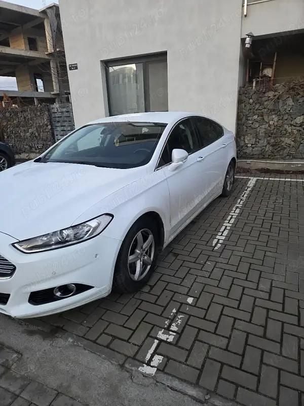 Second-hand Ford Mondeo 150 CP (110 kW) 2015 Berlinǎ