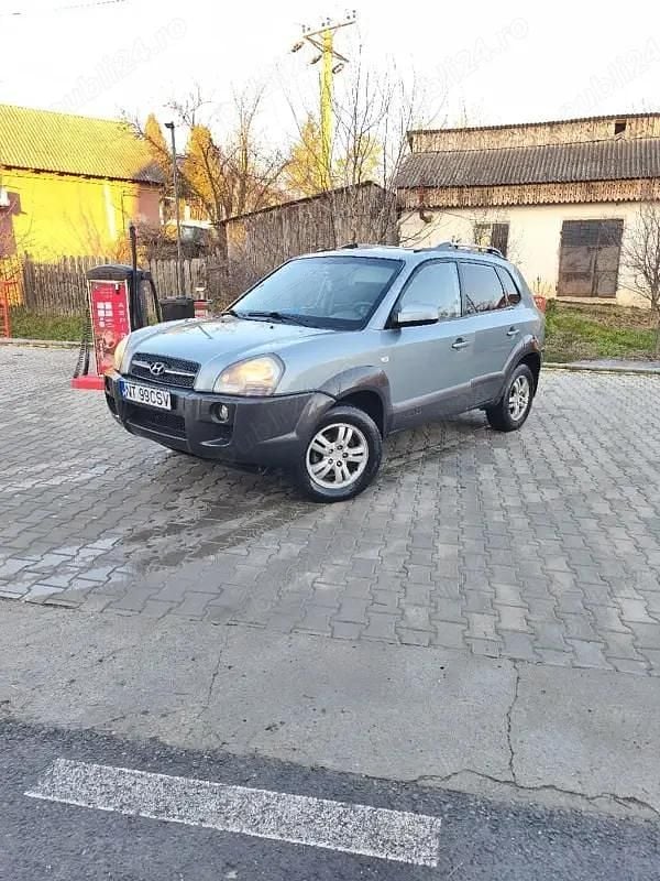 Second-hand Hyundai Tucson 131 CP (96 kW) 2008 Gri SUV