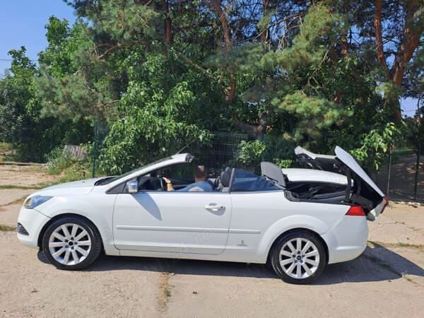 Utilizat 2010 Ford Focus Cabrio | 3.990 EUR (Preț OK) - Imagine 1/4