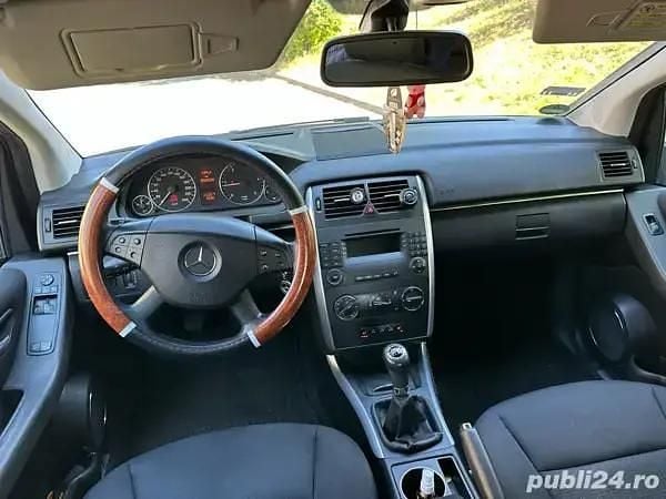 Second-hand Mercedes A180 109 CP (80 kW) 2008 Hatchback