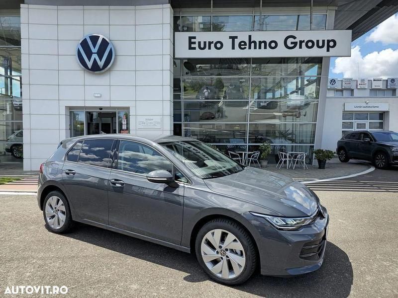 Gri Nouă 2025 VW Golf VIII Life Hatchback | 30.990 EUR (Preț OK) - Imagine 1/4