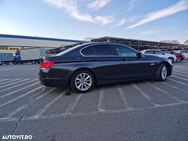 Culoaregri Utilizat 2010 BMW 520 Berlinǎ | 7.900 EUR (Preț OK) - Imagine 1/4
