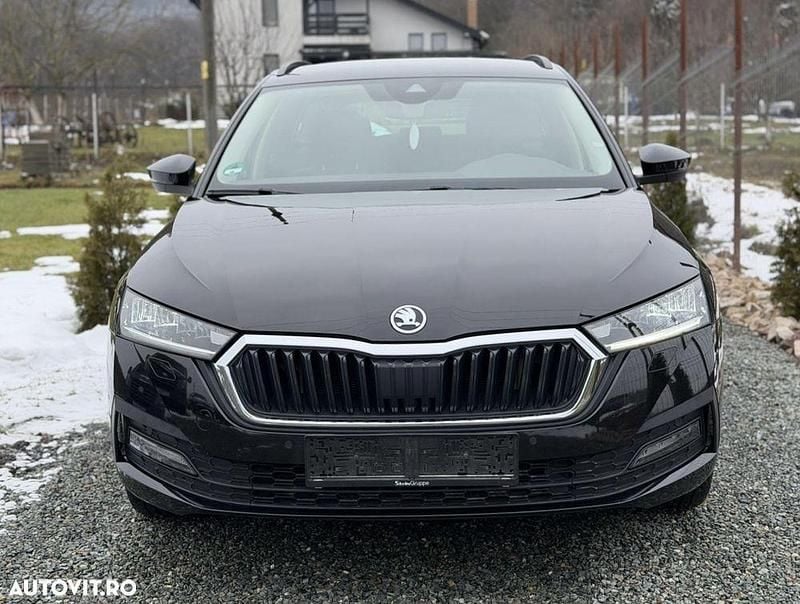 Culoarenegru Second-hand 2022 Skoda Octavia Exclusive Break | 15.200 EUR (Preț OK) - Imagine 1/4
