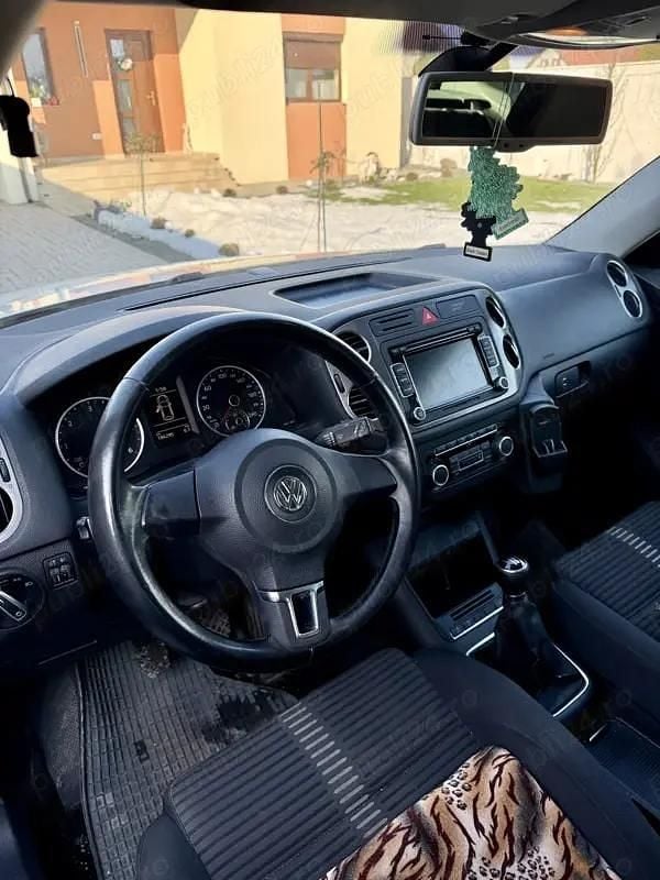 Second-hand VW Tiguan Team 140 CP (102 kW) 2010 Culoarealb SUV