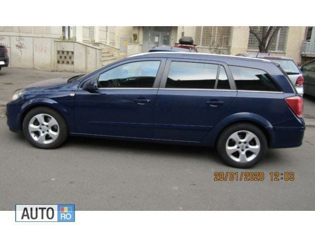 Second-hand Opel Astra Cosmo 150 CP (110 kW) 2006 Albastru Break