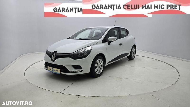 Culoarealb Utilizat 2019 Renault Clio IV Zen | 8.750 EUR (Puțin scump) - Imagine 1/3