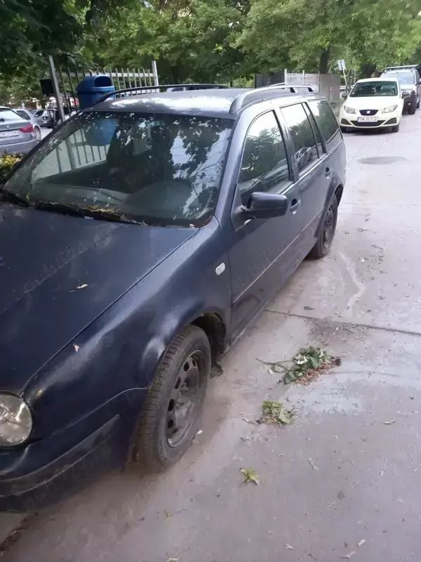 Second-hand VW Golf IV 99 CP (72 kW) 2005 Albastru Break