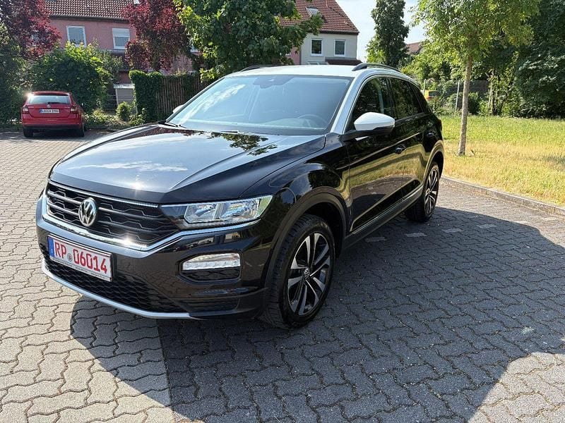 Utilizat 2020 VW T-Roc SUV | 24.653 EUR (Puțin scump) - Imagine 1/1